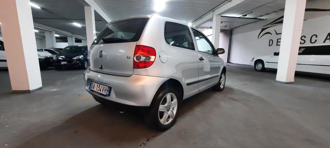 Volkswagen Fox 1.4 Sport BiFuel G