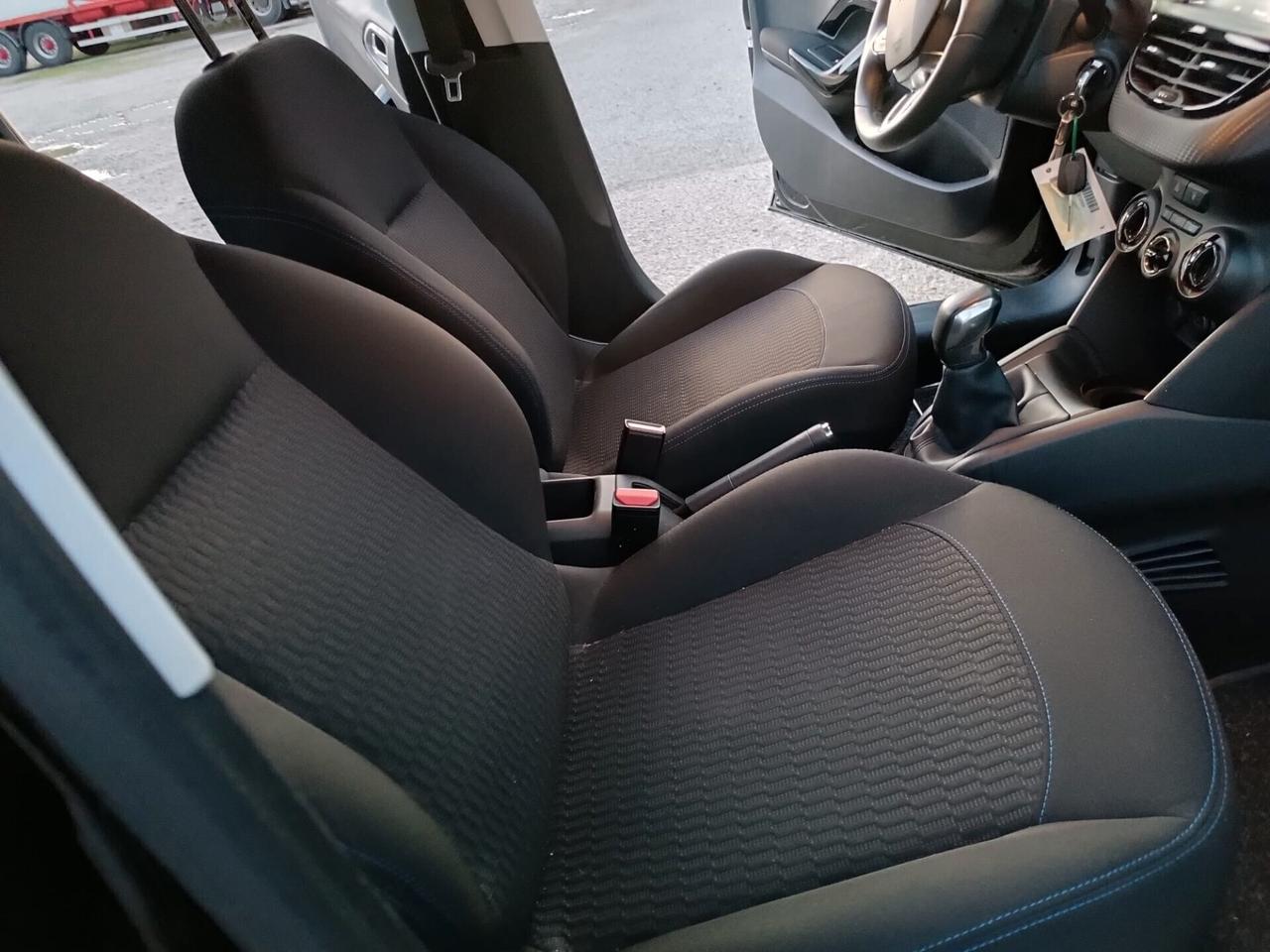 Peugeot 208 2018---1.2 Benzina Neopatentati