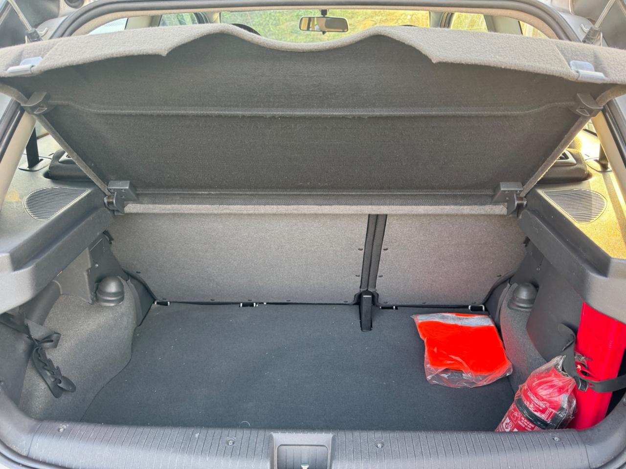 Opel Corsa 1.2 Benzina 80cv 3 porte Club 80.000km 2005