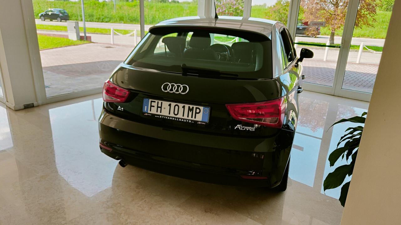 Audi A1 1.4 TDI S tronic OK NEO PATENTATI 5 PORTE