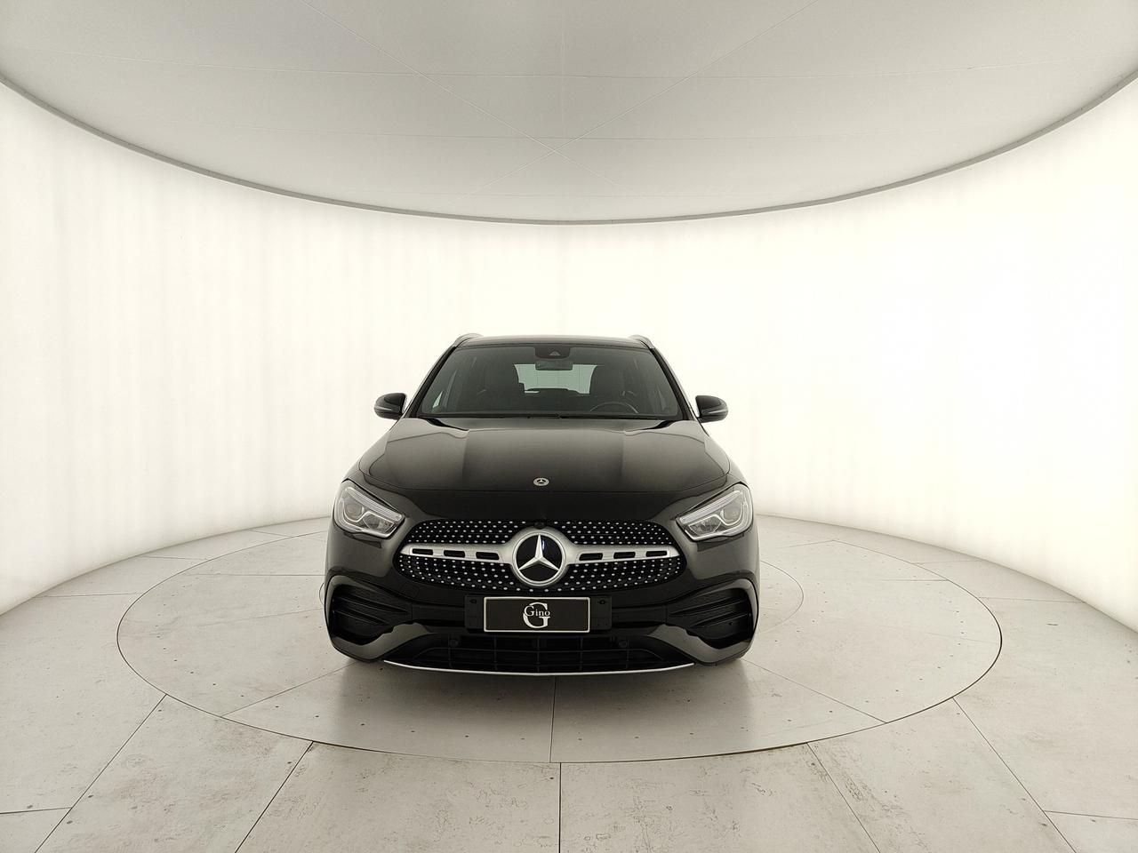 Mercedes-Benz GLA 200 d Premium auto