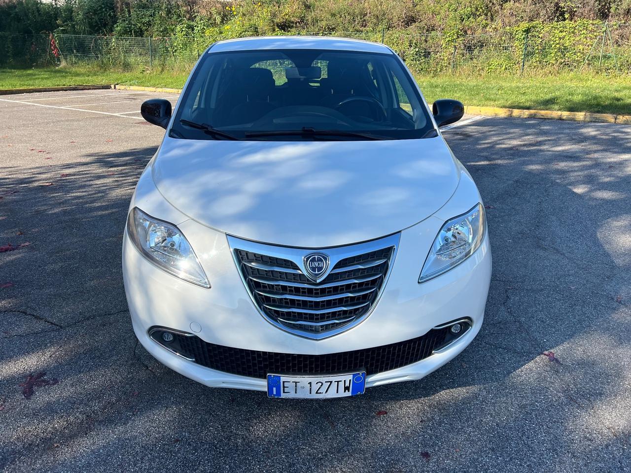 Lancia Ypsilon 1.2 69 CV 5 porte Platinum