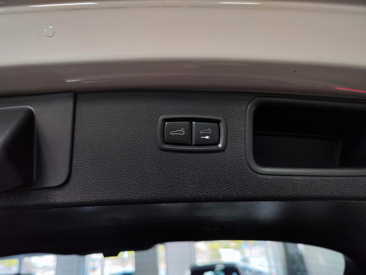 Porsche Macan T 2.0 265cv FULL