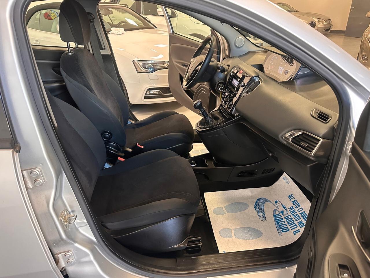 LANCIA YPSILON 1.2 BENZINA