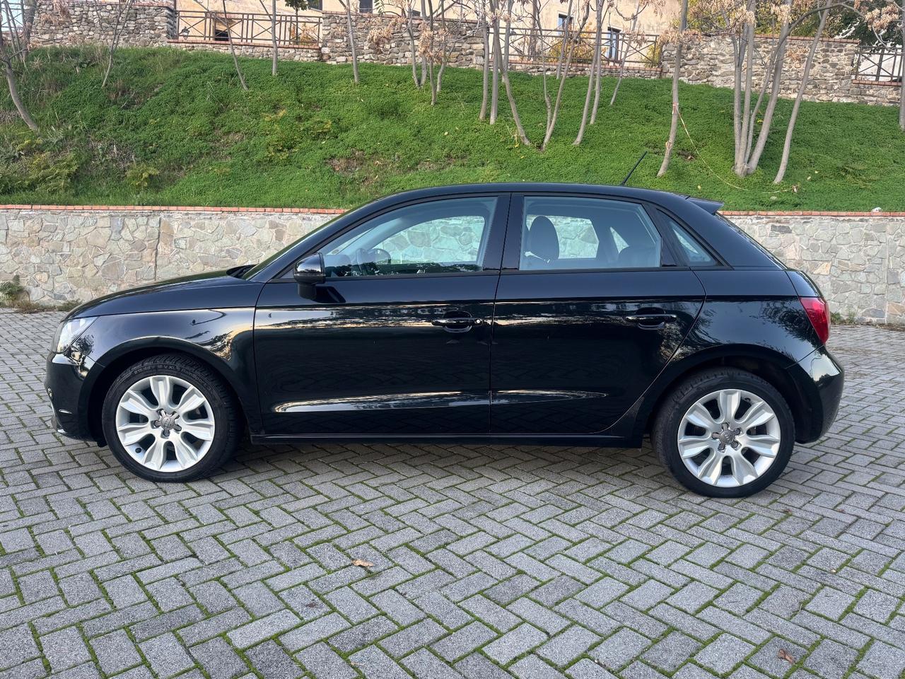 Audi A1 1.6 Diesel 90Cv 2014