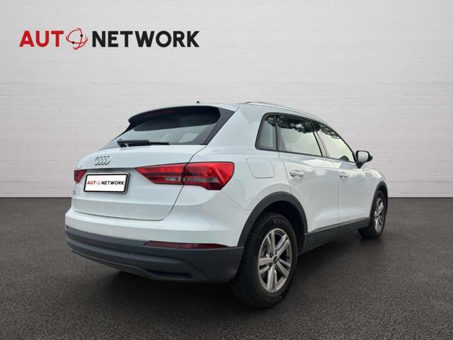 AUDI Q3 35 TDI Business
