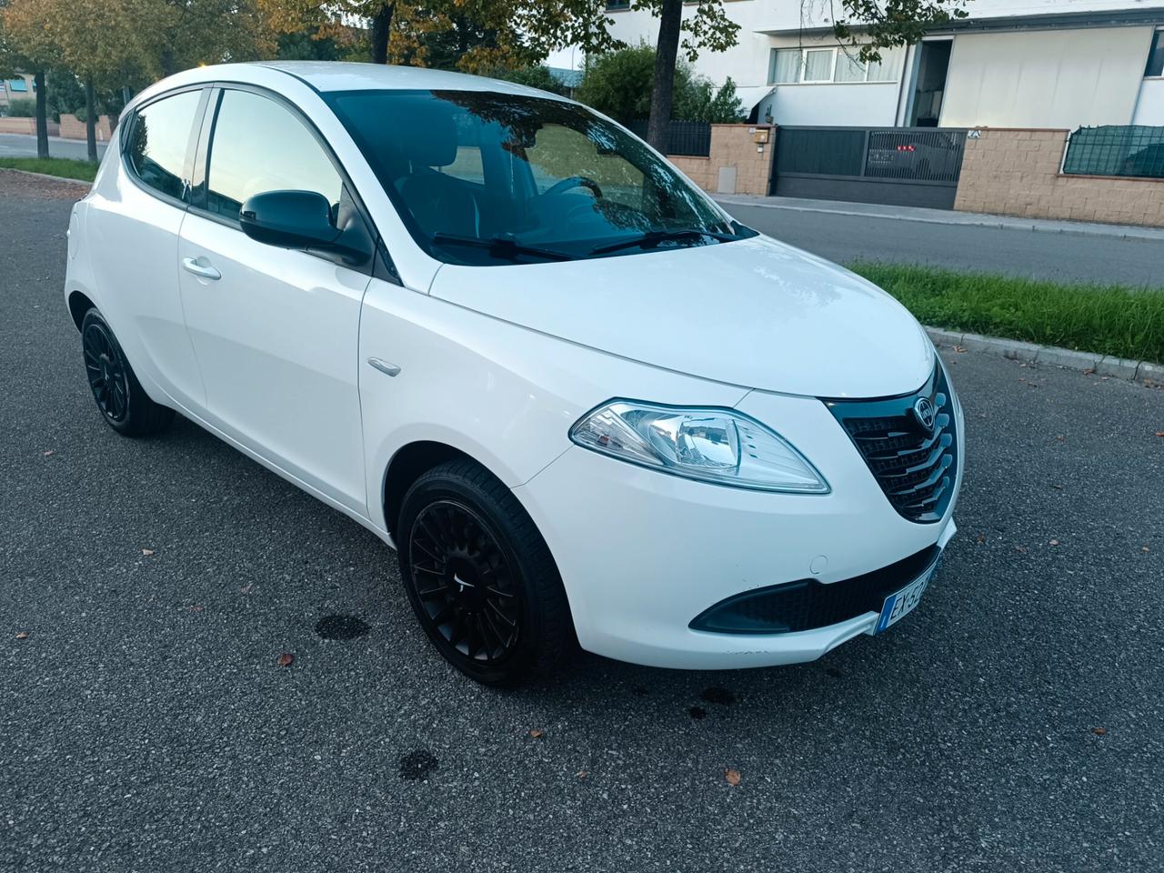 Lancia Ypsilon 1.3 MJT del 2014 NEOPATENTATI