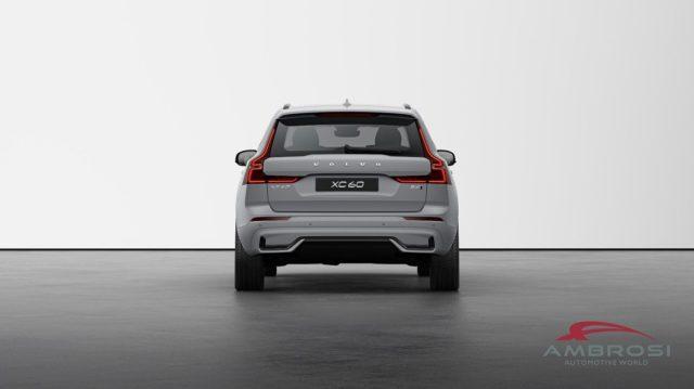 VOLVO XC60 B4 AWD mild hybrid Diesel Plus Dark