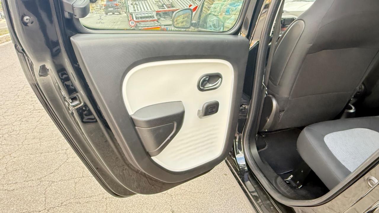 Renault Twingo SCe LIMITEED C.AUTOMATICO PDC BLUETOOTH CERCHI 16