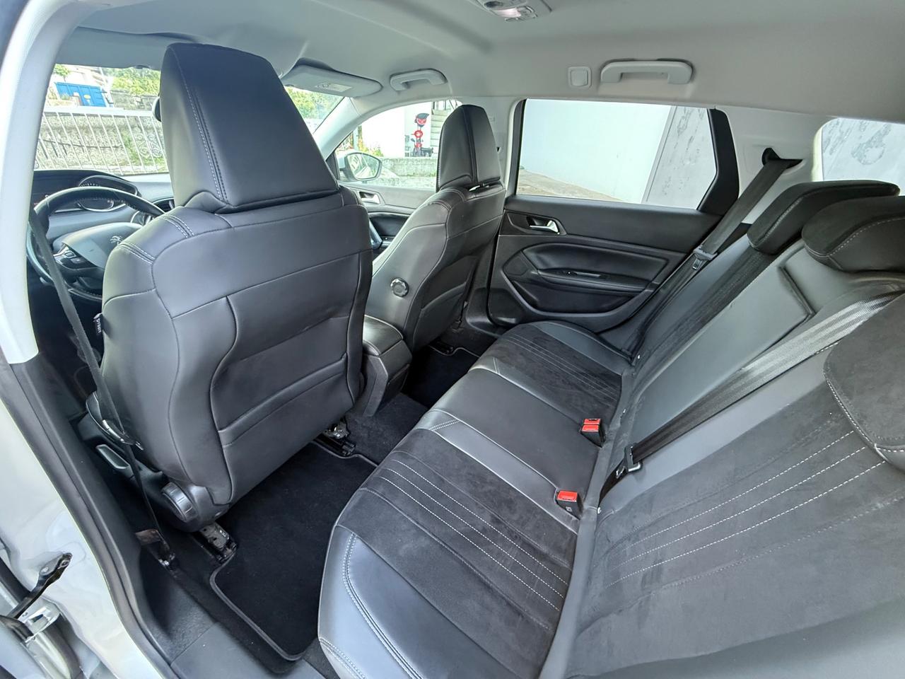 Peugeot 308 1.6 HDI DIESEL EURO 6B 2016 FULL OPT