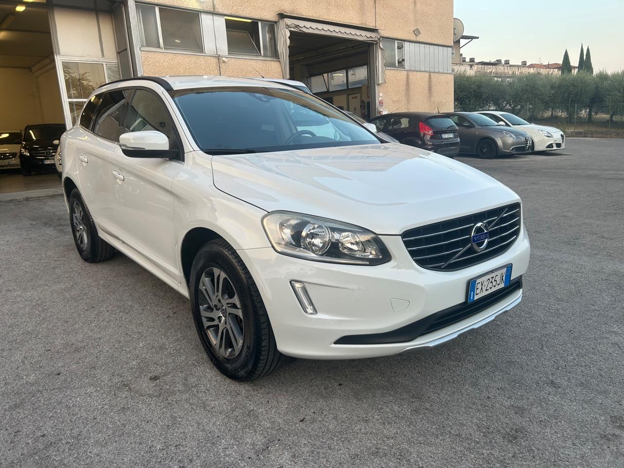 Volvo XC 60 XC60 D4 Geartronic R-design Momentum