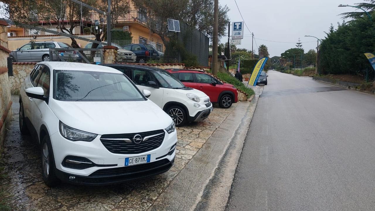 OPEL GRANDLAND X 1.5 BUSINESS ED. PREZZO TRATTABILE