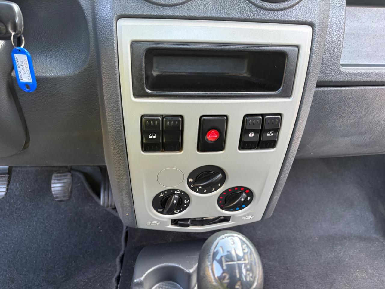 Dacia Logan Pick-Up 1.6 87 CV