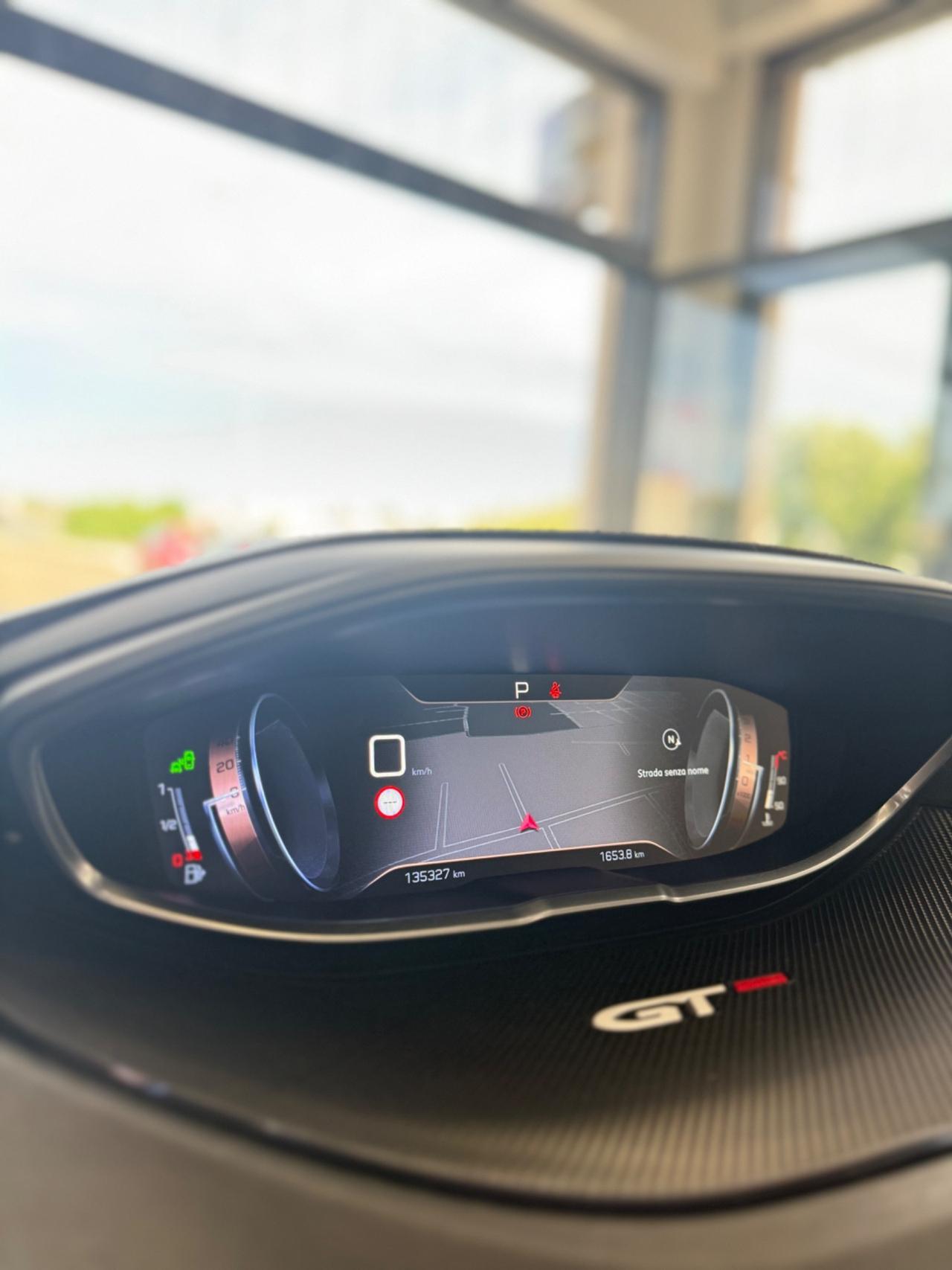 Peugeot 3008 MODELLO GT, TETTO APRIBILE,VIRTUAL COCKPIT.TELECAMERA, INTERNI IN PELLE,APPLE CARPLAY