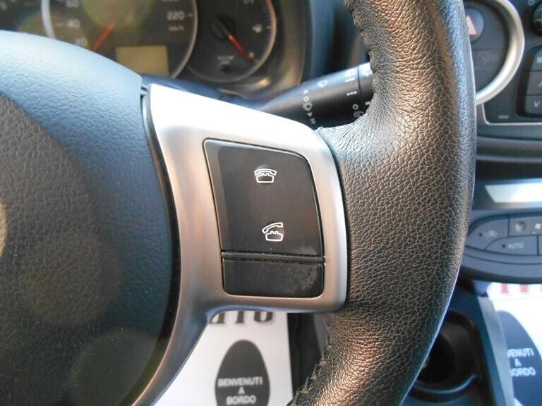 Toyota Yaris 1.0 5 porte X NEOPATENTATI