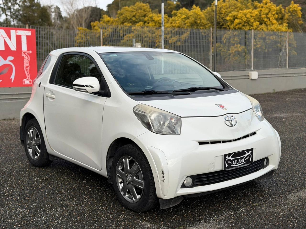Toyota iQ 1.0 Sol