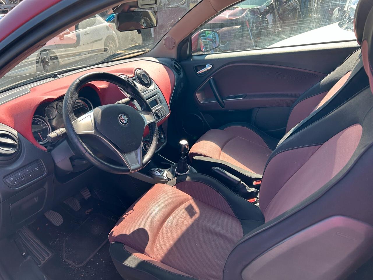 Alfa Romeo MiTo 1.3 JTDm 16V 90 CV Distinctive Sport Pack