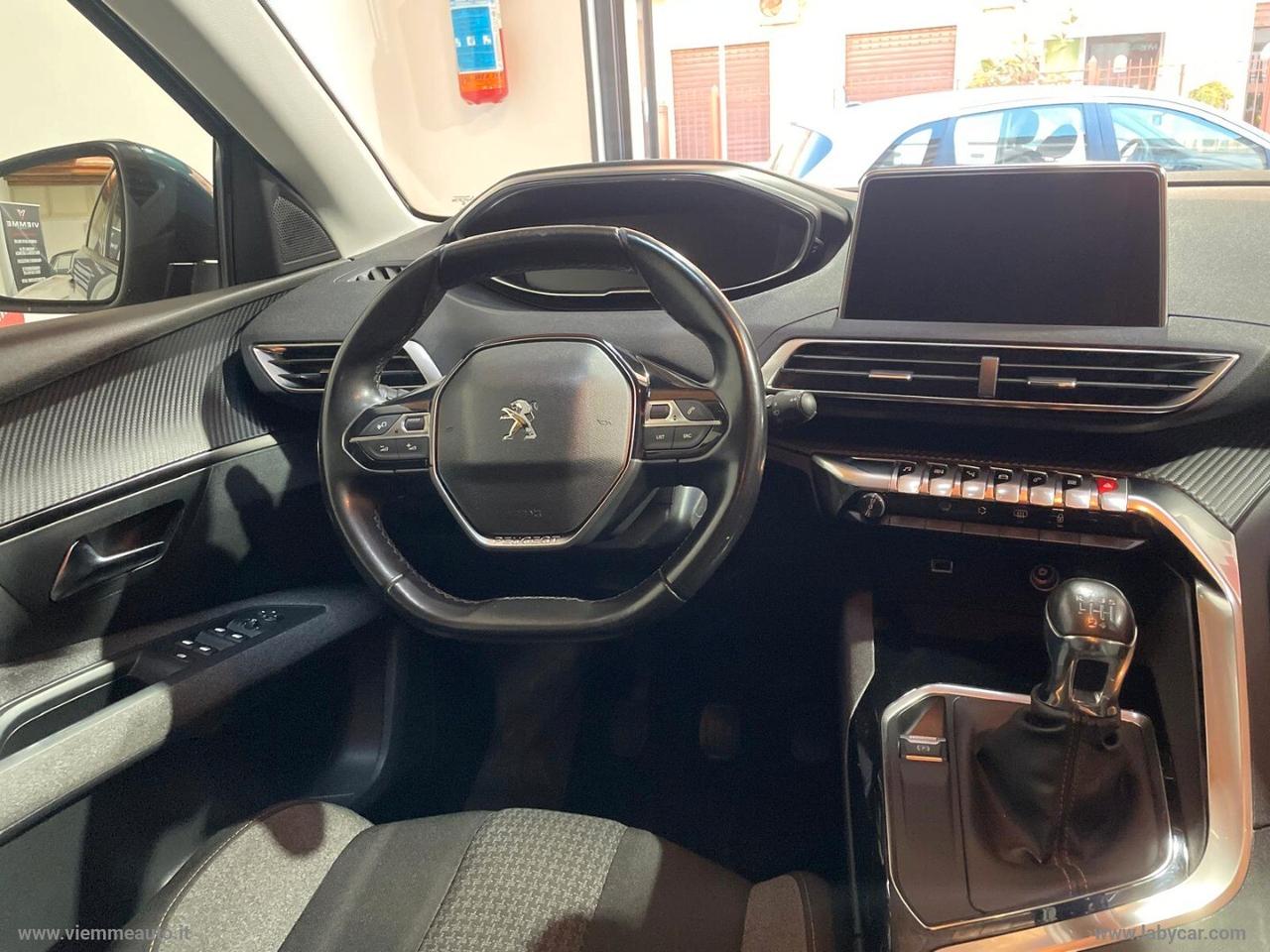 Peugeot 5008 BlueHDi 130 S&S Allure