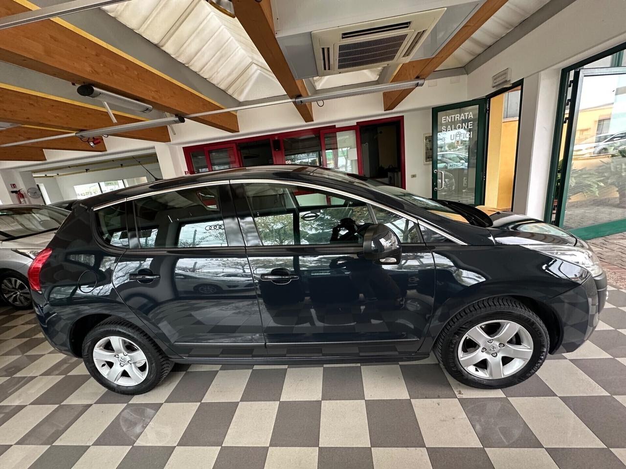Peugeot 3008 1.6 e-HDi 110Cv Neopatentati