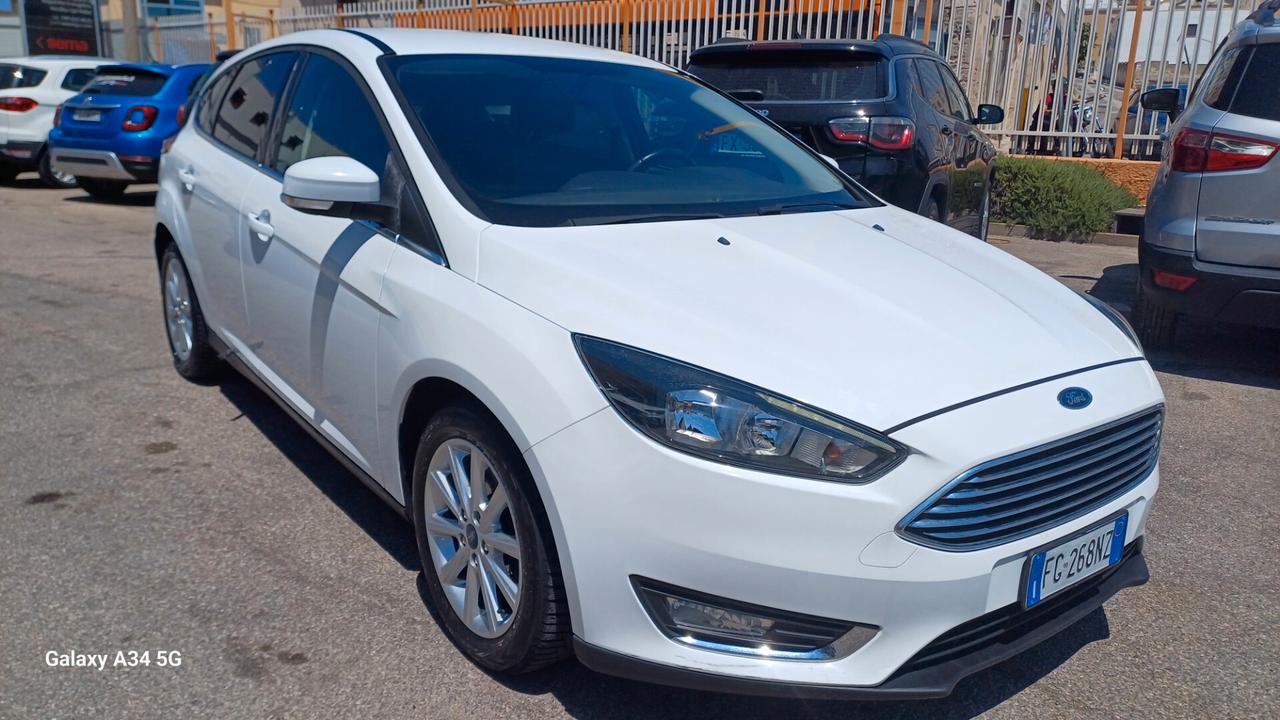 Ford Focus 1.5 TDCi 95 CV Titanium ok neopatentati