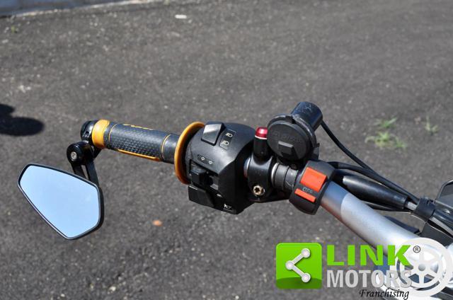 KTM 690 Duke ABS Del 2012