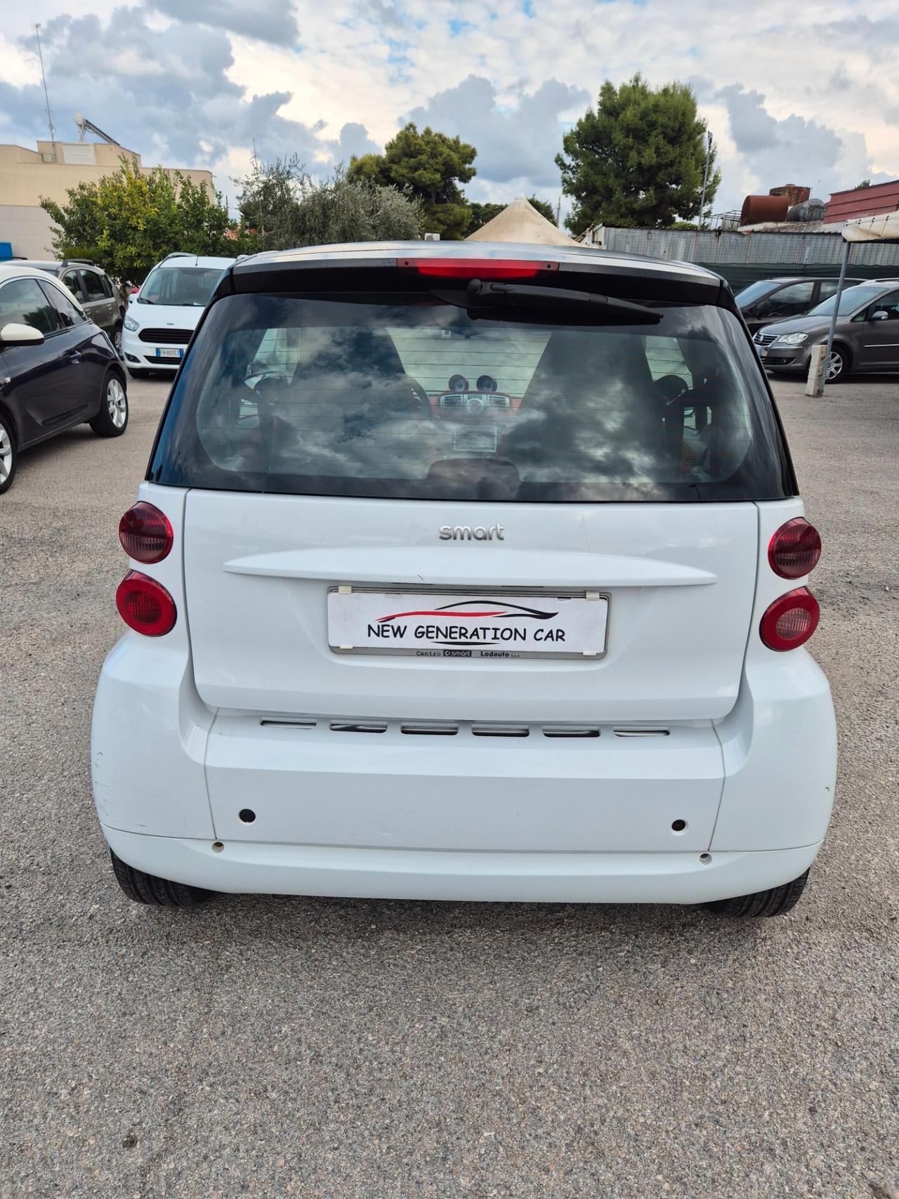 Smart ForTwo 1000 62 kW coupé passion