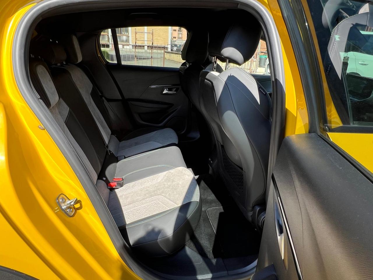 Peugeot 208 GT Pack 1.2 PureTech 100 #6707