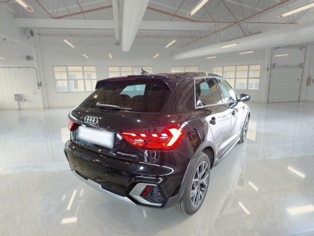 AUDI A1 citycarver 35 TFSI S tronic Admired
