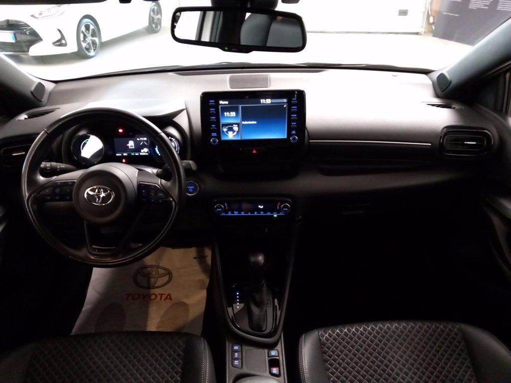 TOYOTA Yaris 1.5h style del 2022
