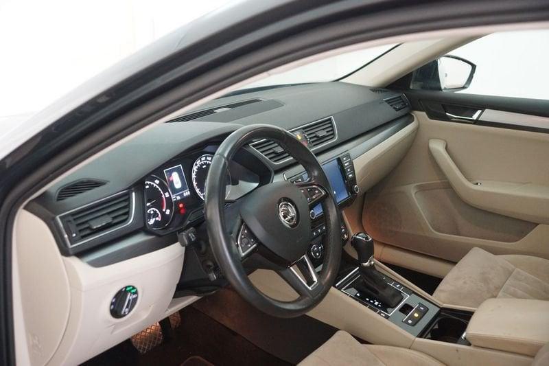 Skoda Superb 2.0 TDI DSG Style