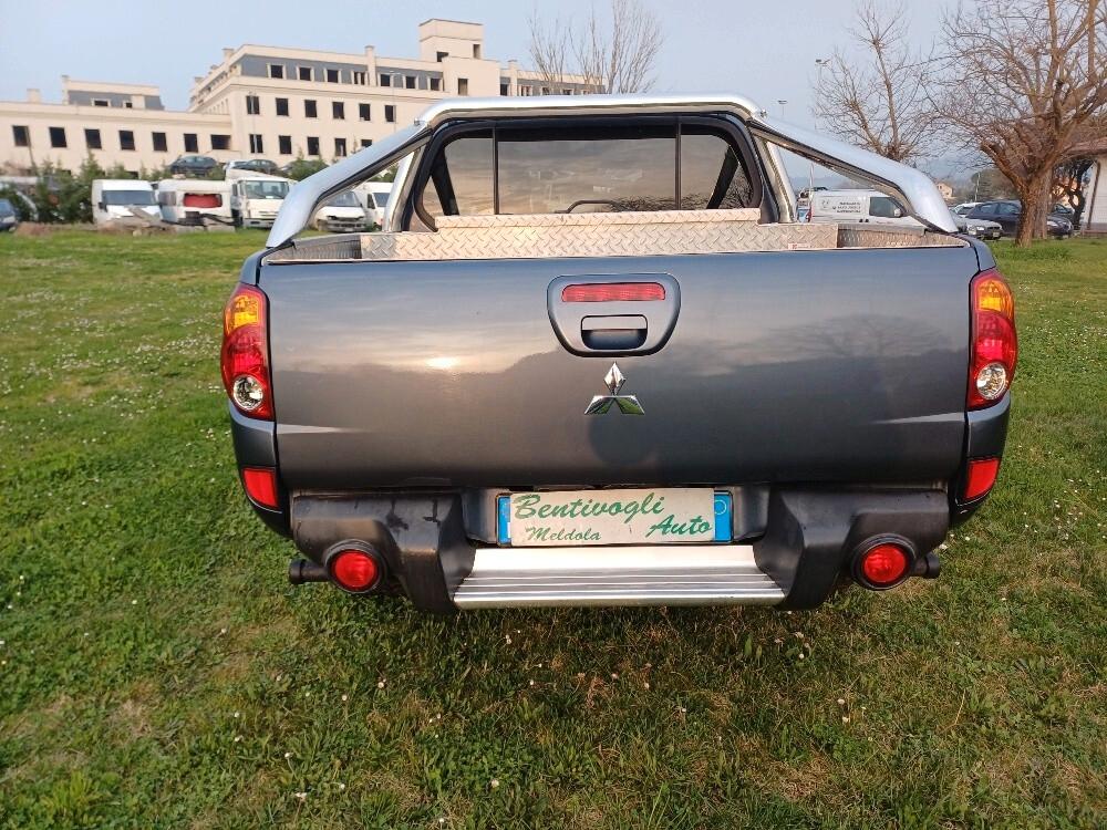 Mitsubishi L200 2.5 DI-D 136 Cv Double Cab Pick-Up
