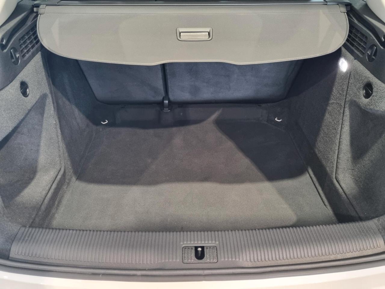 Audi Q3 2.0 TDI 150 CV Business