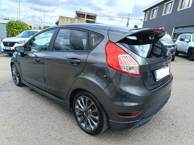 FORD Fiesta 1.5 TDCi 75CV 5 porte ST-Line