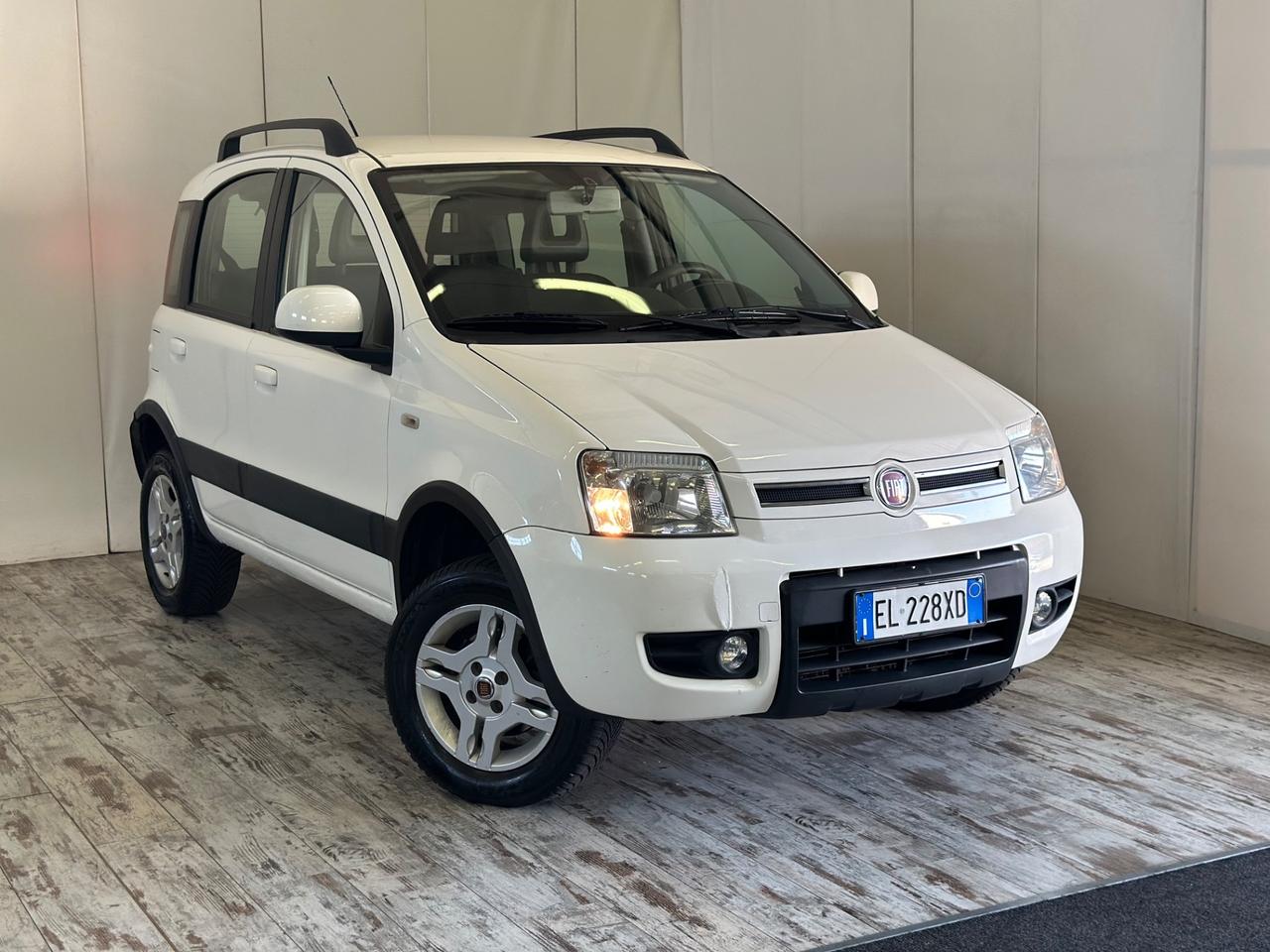 Fiat Panda 1.3 MJT 16V DPF 4x4 Climbing