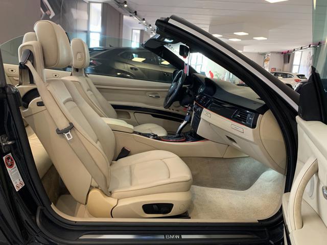 BMW 320 d cat Auto Cabrio Futura "Black Edition"