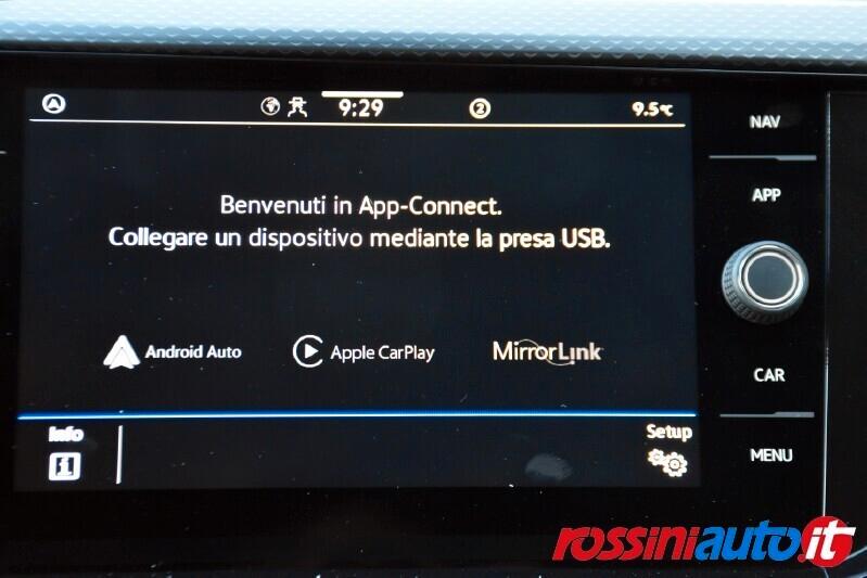 VOLKSWAGEN T-CROSS 1.0 TSI 95 CV SPORT R-LINE + TECH PACK REARVIEW