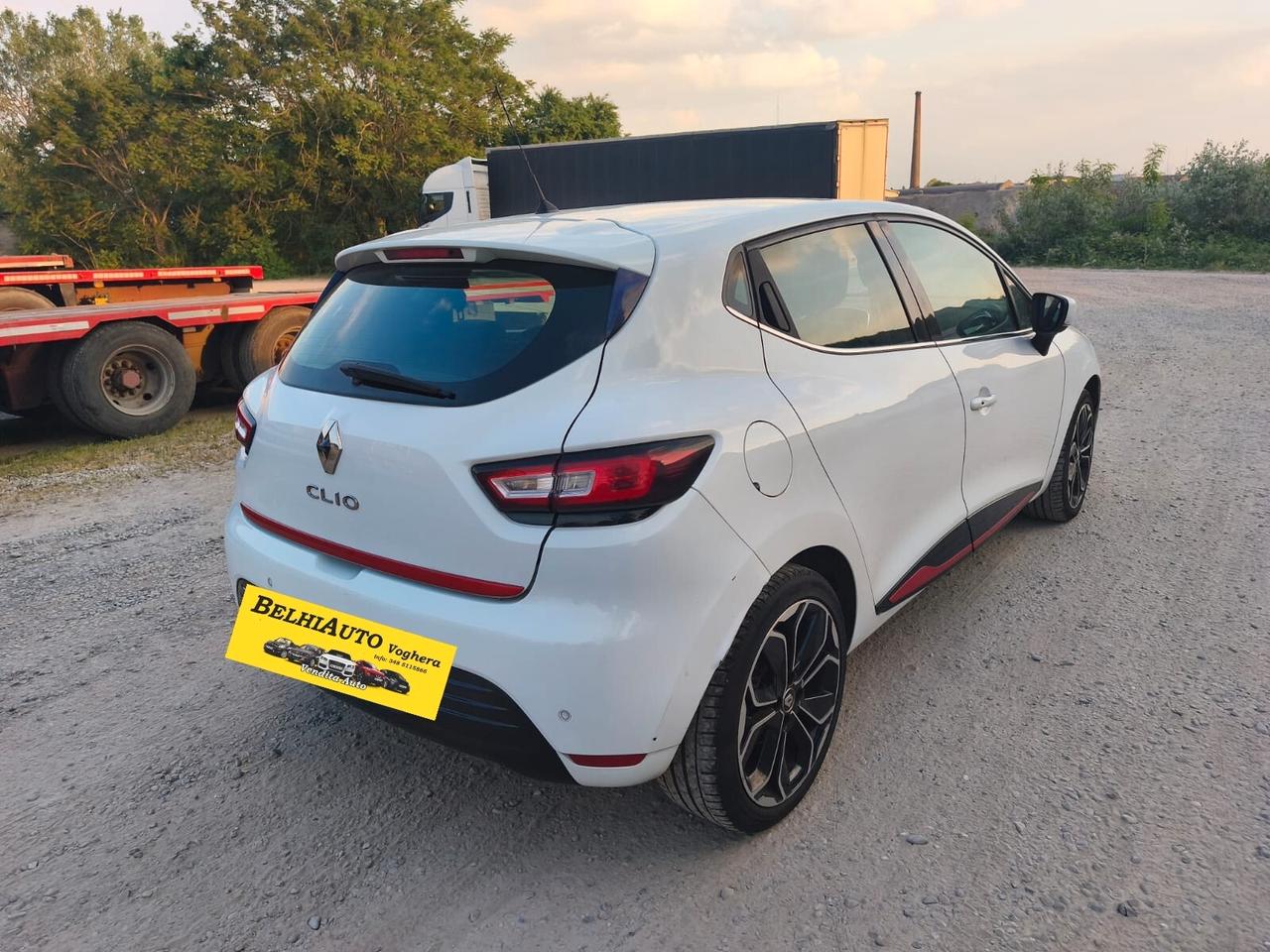 Renault Clio 2017---1.2 Benzina