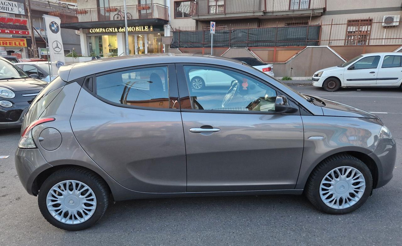 Lancia Ypsilon 1.3 MJT 16V 95 CV 5 porte S&S Platinum