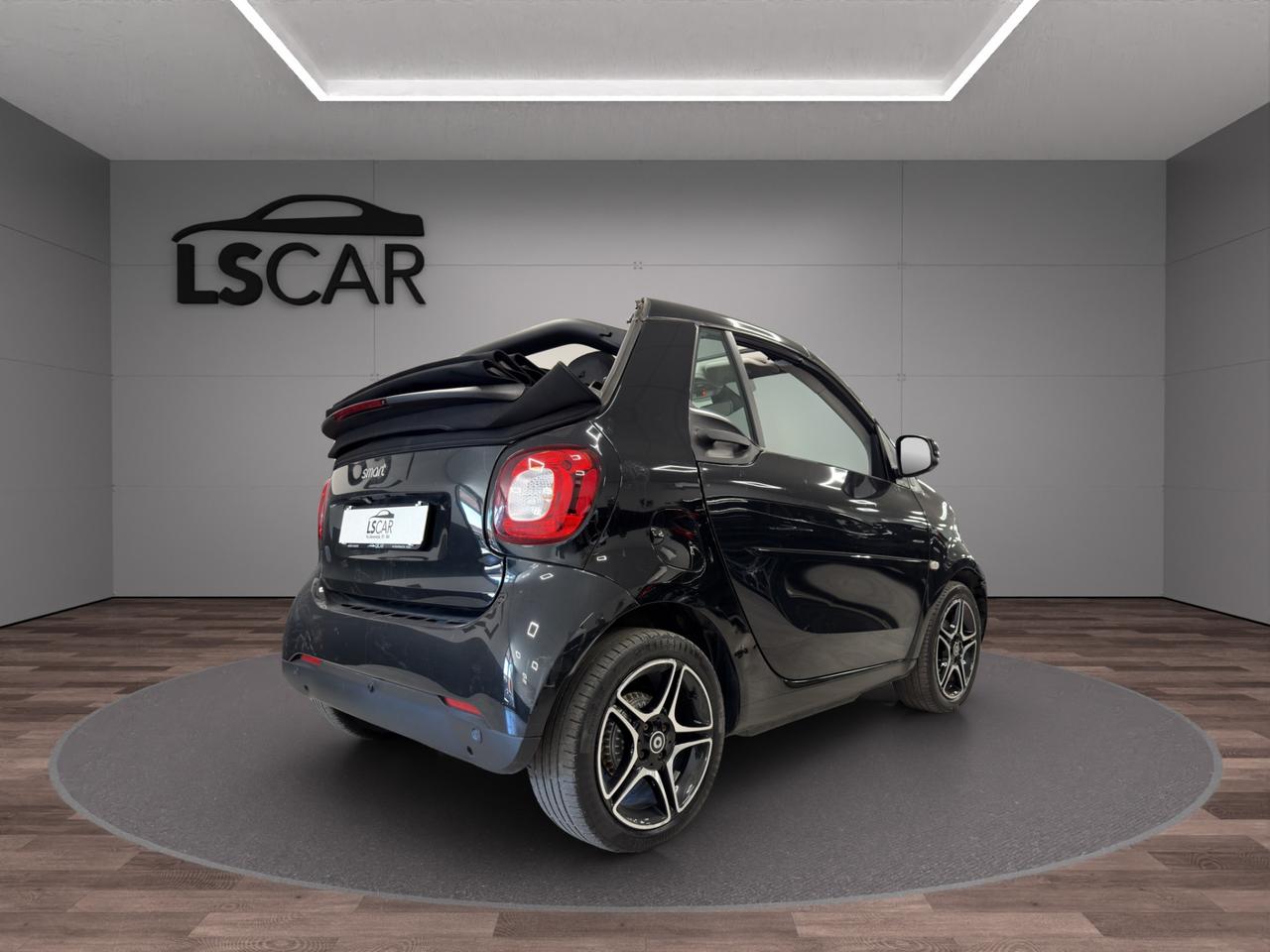 Smart fortwo cabrio eq Passion Cabrio - Unipro - Promo finanziamento - Schermo