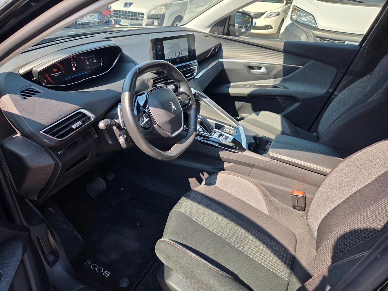 Peugeot 3008 BlueHDi 130 S&S EAT8 - DA VETRINA