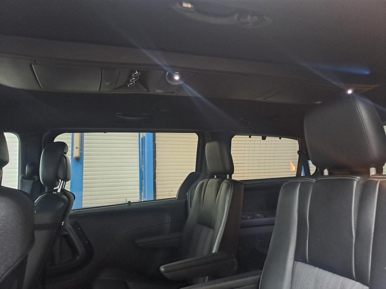 Lancia Voyager 2.8 Turbodiesel S 177 CV