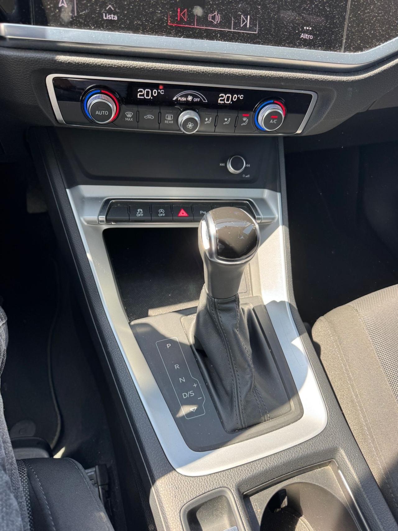 Audi Q3 35 TDI S tronic Business Advanced
