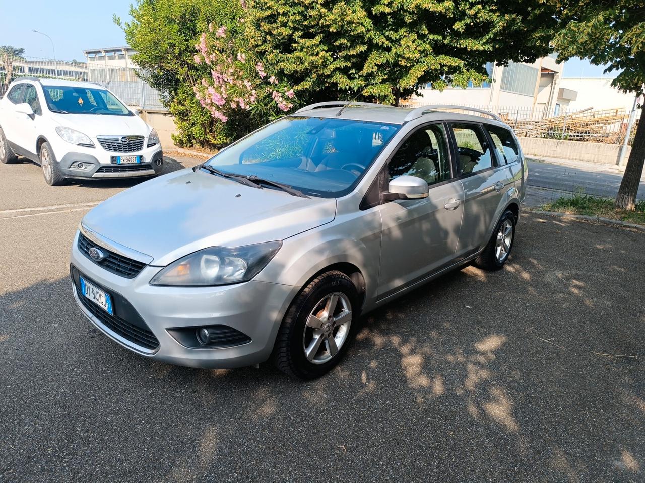 Ford Focus 1.6 TDCi SW GANCIO TRAINO
