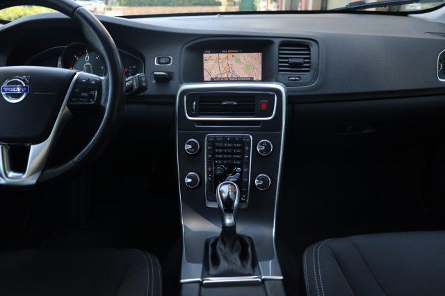 VOLVO V60 D2 Geartronic Automatica Navi Tel USB LED Cockpit