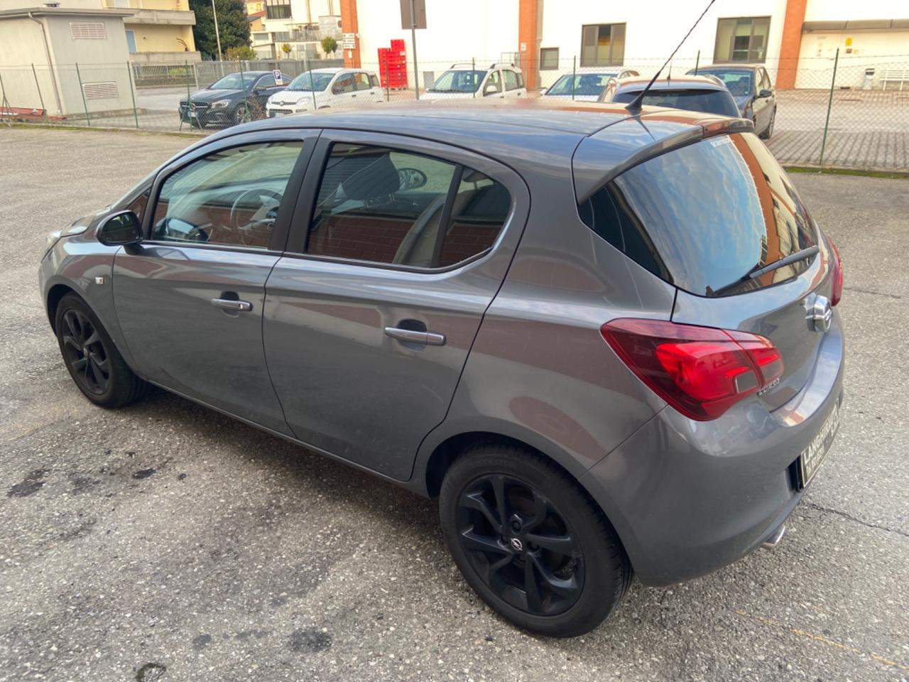 Opel Corsa 1.4 90CV GPL Tech 5 porte n-Joy