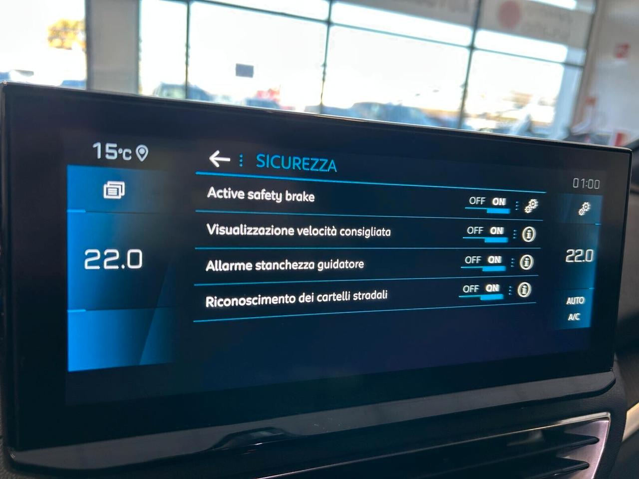 Peugeot 5008 ALLURE PACK Hybrid 136 e-DCS 7p. SPOTICAR
