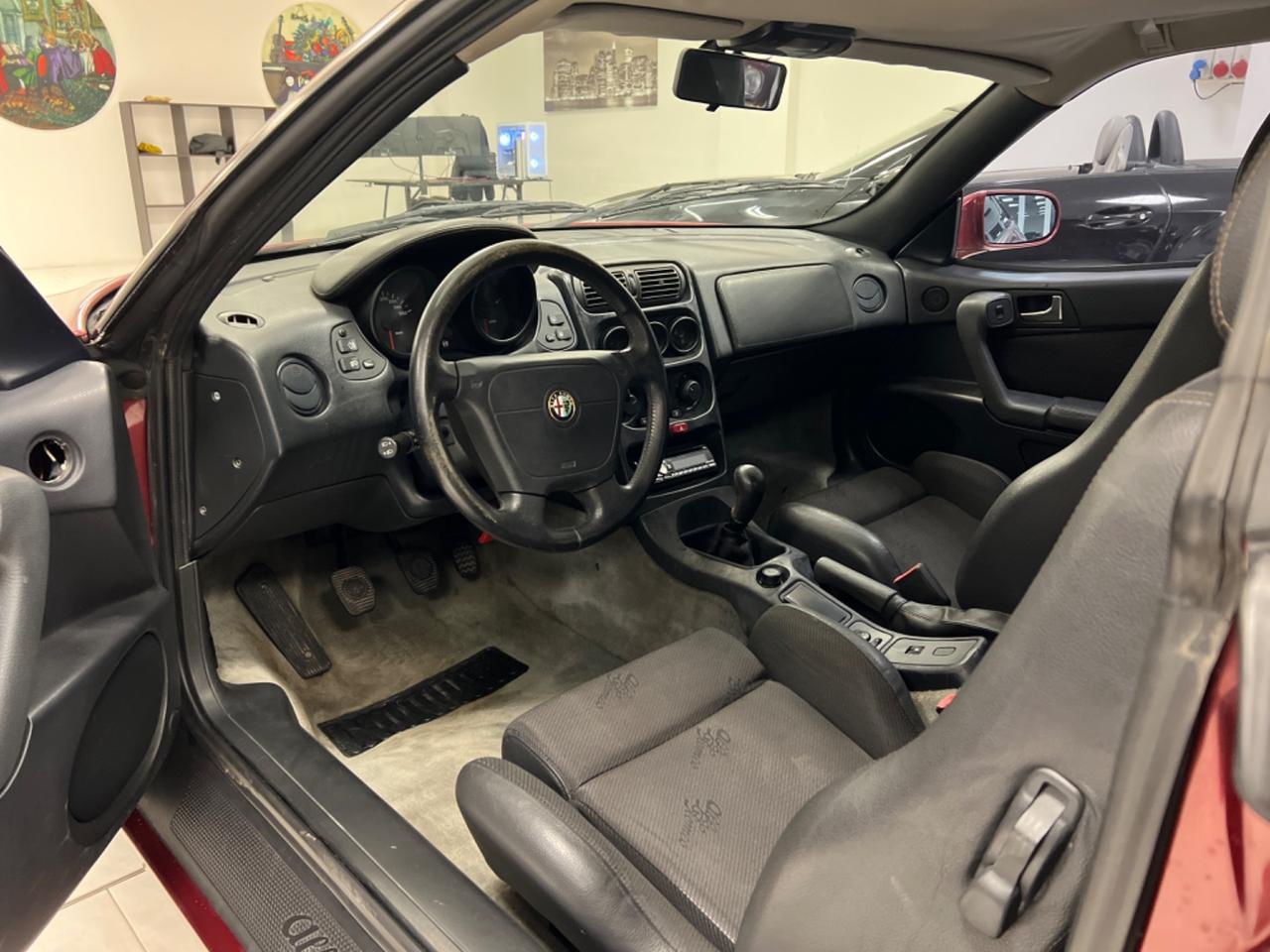 Alfa Romeo GTV 2.0i 16V Twin Spark cat
