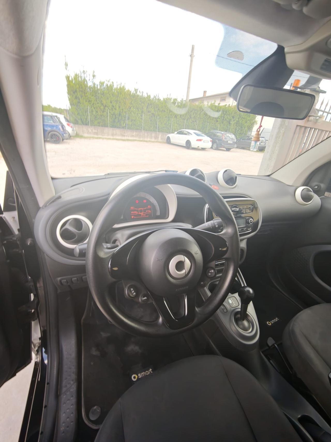 Smart ForTwo 70 1.0 twinamic Youngster garantita 12 mesi