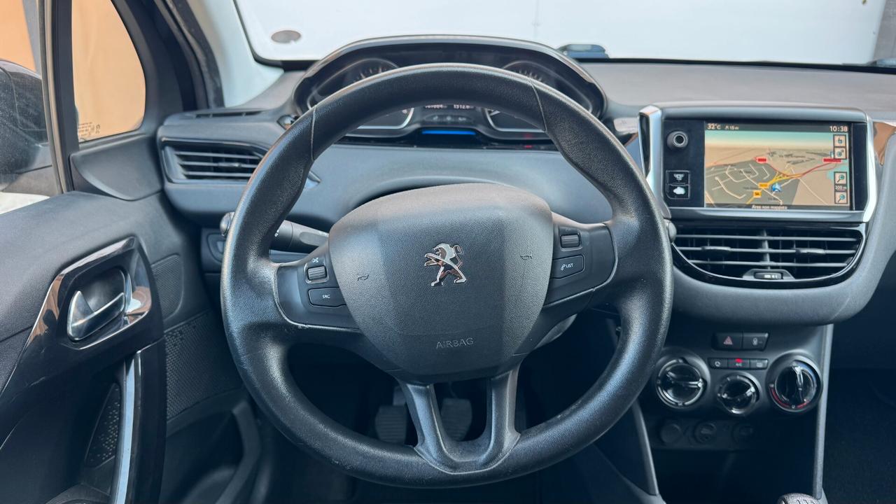 Peugeot 208 1.4 HDi 68 CV NEOPATENTATI - 2012