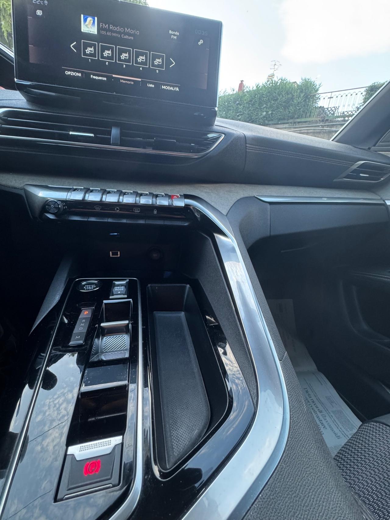 Peugeot 3008 Hybrid 136 e-DCS6 GT